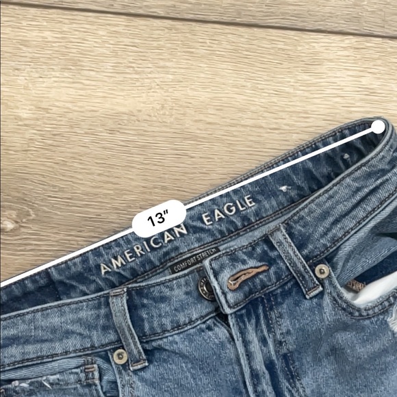 American Eagle distressed mom jeans - Picture 4 of 6